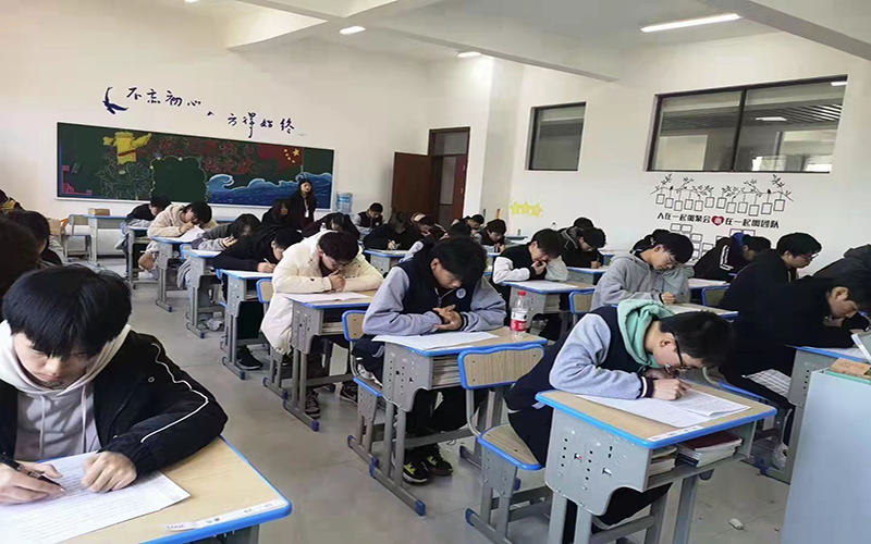 杭州3 2学校有哪些？（盘点那些实力不错还靠谱的学校）