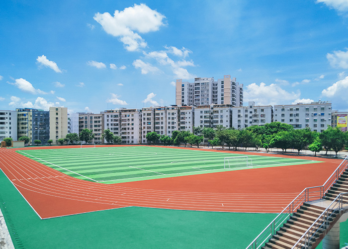 初中生读航空学校有用吗（解读女生初中毕业学空乘靠谱吗）