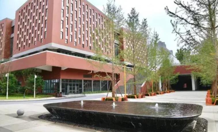 成都私立初中学校排名（解读成都私立学校对比）