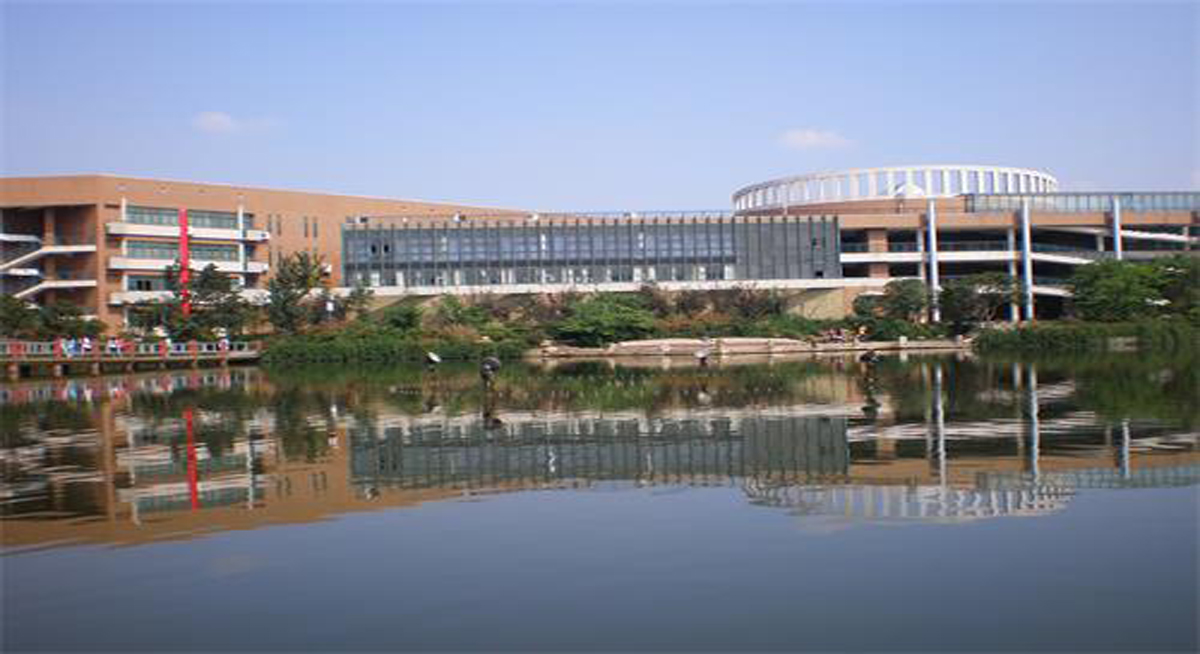 3+2职业学校指的是什么（浅析什么是3+2学校）